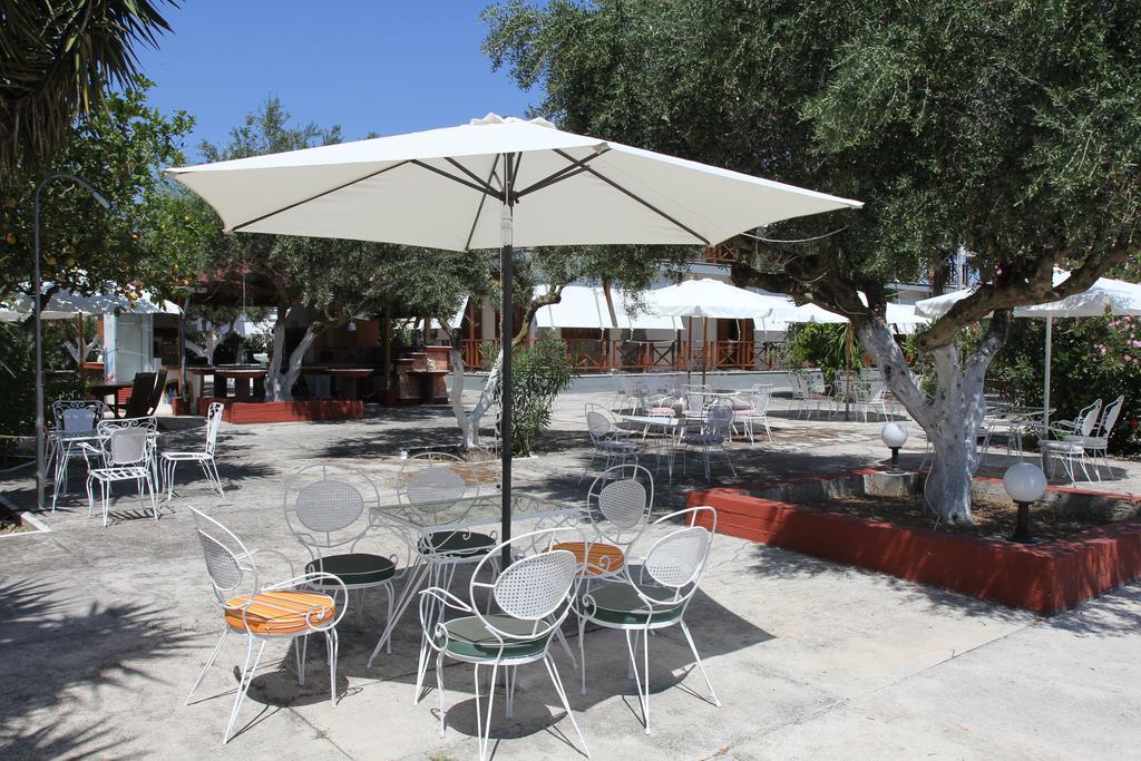 Circe Pansion Apartment Lixouri Exterior photo